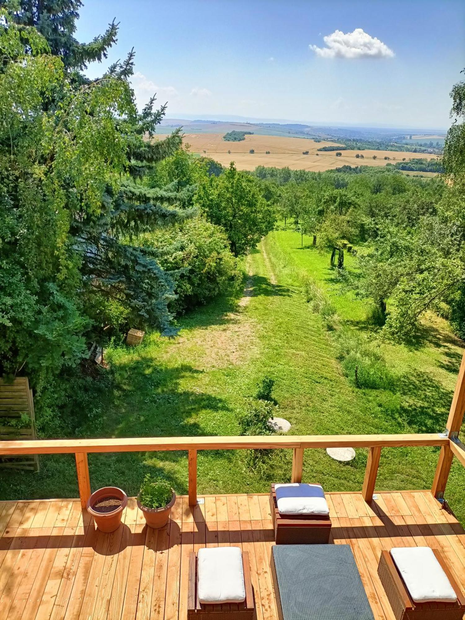 Vacation Home Pani Haje Moravany  Bagian luar foto